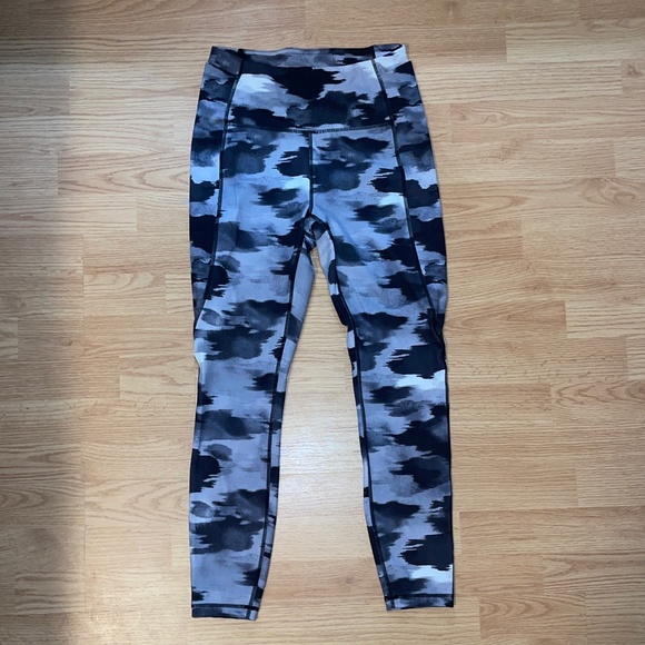 Reebok Pants - Women’s Reebok Core High Rise Leggings / Yoga Pants